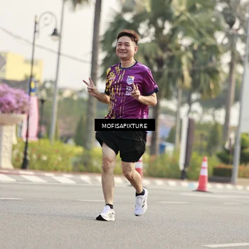 Runner Photo 5928409