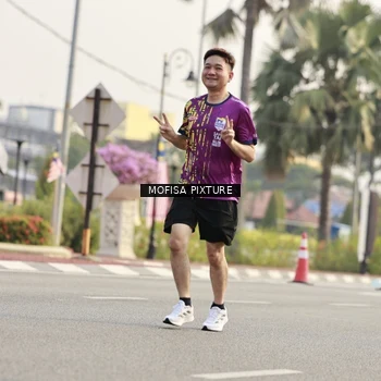 Runner Photo 5928410