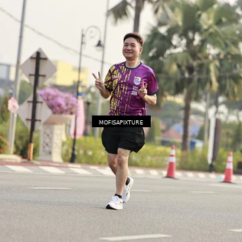 Runner Photo 5928421