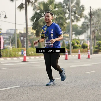 Runner Photo 5928531