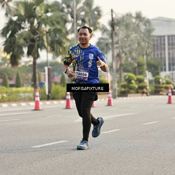 Runner Photo 5928538
