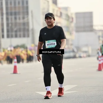 Runner Photo 5928630