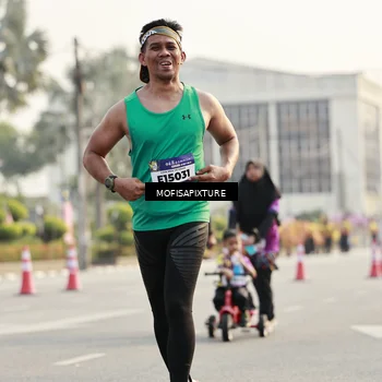 Runner Photo 5928652