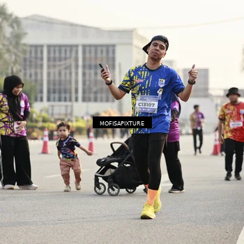 Runner Photo 5928691