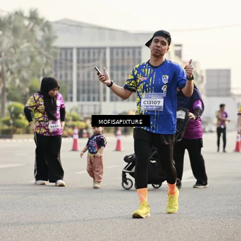 Runner Photo 5928696