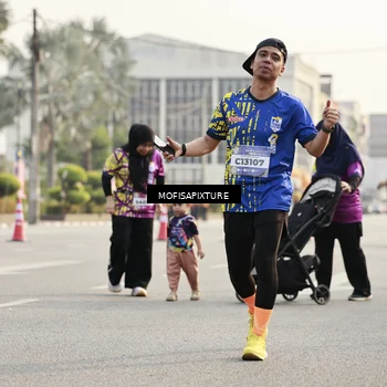 Runner Photo 5928733