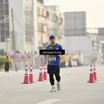 Runner Photo 5928810