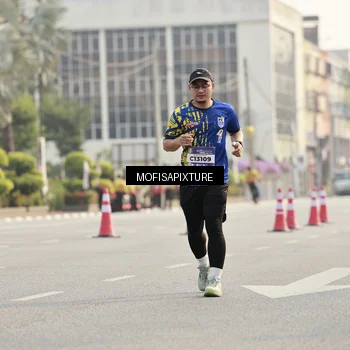 Runner Photo 5928827
