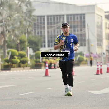 Runner Photo 5928833