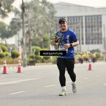 Runner Photo 5928843