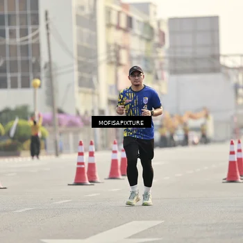 Runner Photo 5928844