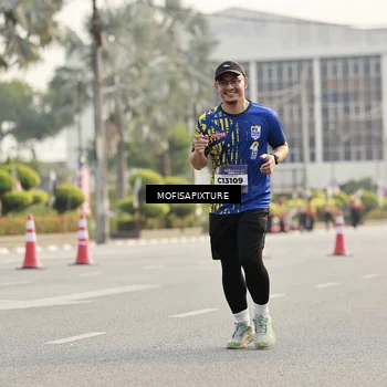 Runner Photo 5928845