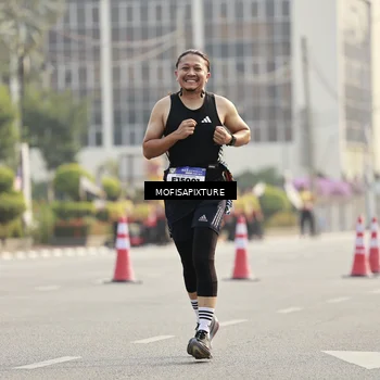 Runner Photo 5928858