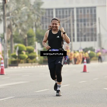 Runner Photo 5928860