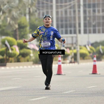Runner Photo 5928891
