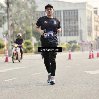 Runner Photo 5929012