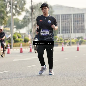 Runner Photo 5929025