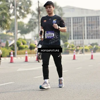 Runner Photo 5929030