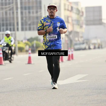 Runner Photo 5929041