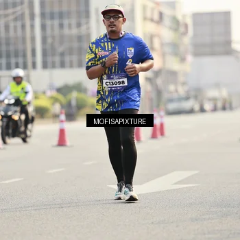 Runner Photo 5929042