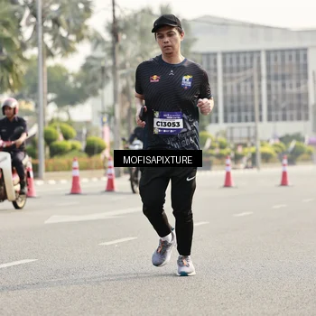 Runner Photo 5929045