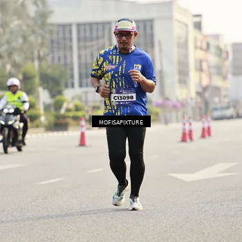 Runner Photo 5929051