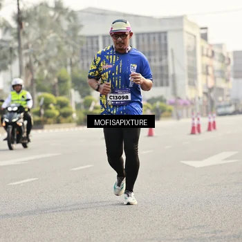 Runner Photo 5929068
