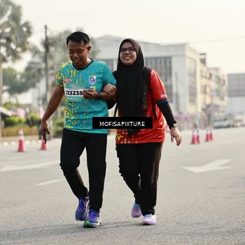 Runner Photo 5929090