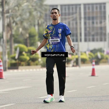 Runner Photo 5929105