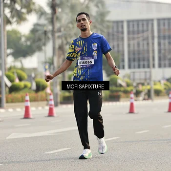 Runner Photo 5929110