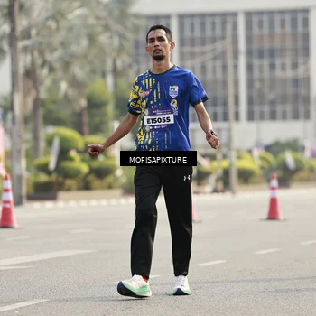 Runner Photo 5929120