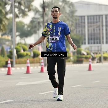 Runner Photo 5929121