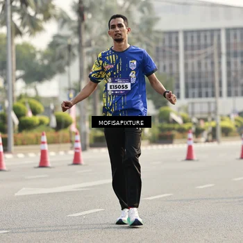 Runner Photo 5929140