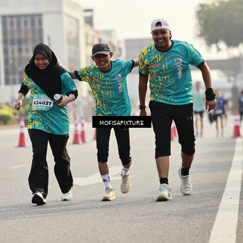 Runner Photo 5929155