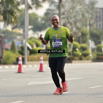Runner Photo 5929189