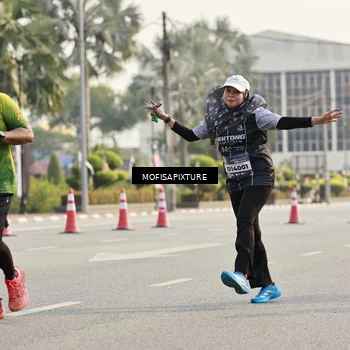 Runner Photo 5929194