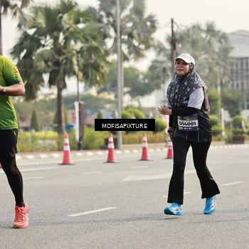 Runner Photo 5929202