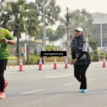 Runner Photo 5929209