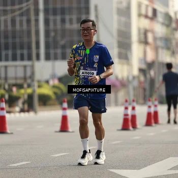Runner Photo 5929235