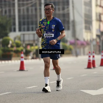 Runner Photo 5929236