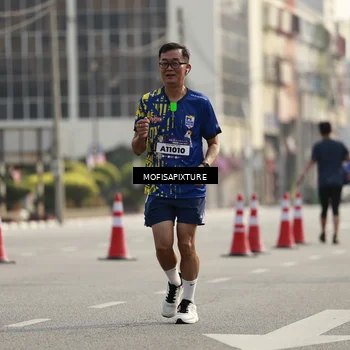 Runner Photo 5929240