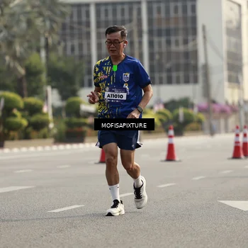 Runner Photo 5929244