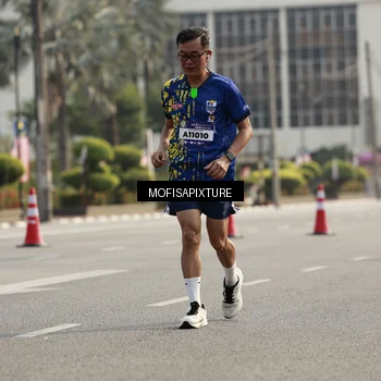 Runner Photo 5929257