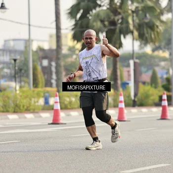Runner Photo 5929292