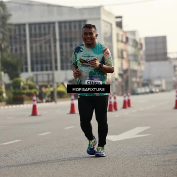 Runner Photo 5929340