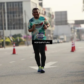 Runner Photo 5929343