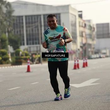 Runner Photo 5929356