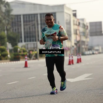 Runner Photo 5929357