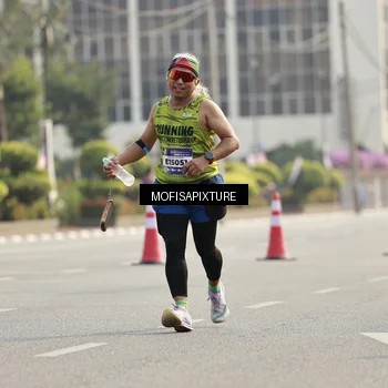 Runner Photo 5929436