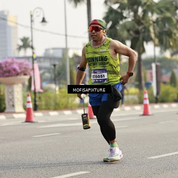 Runner Photo 5929468